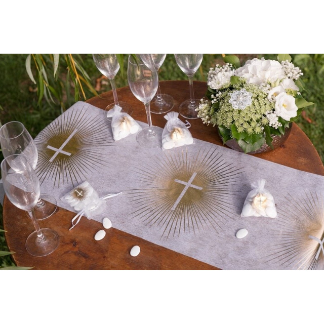 Chemin de Table croix communion blanc et or