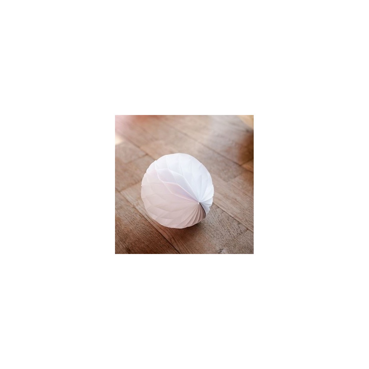 10 boules alvéolées 6cm - Blanc